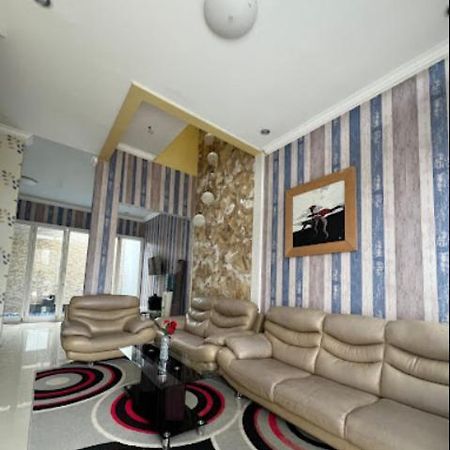 Casa Rani Batu Malang Villa 外观 照片