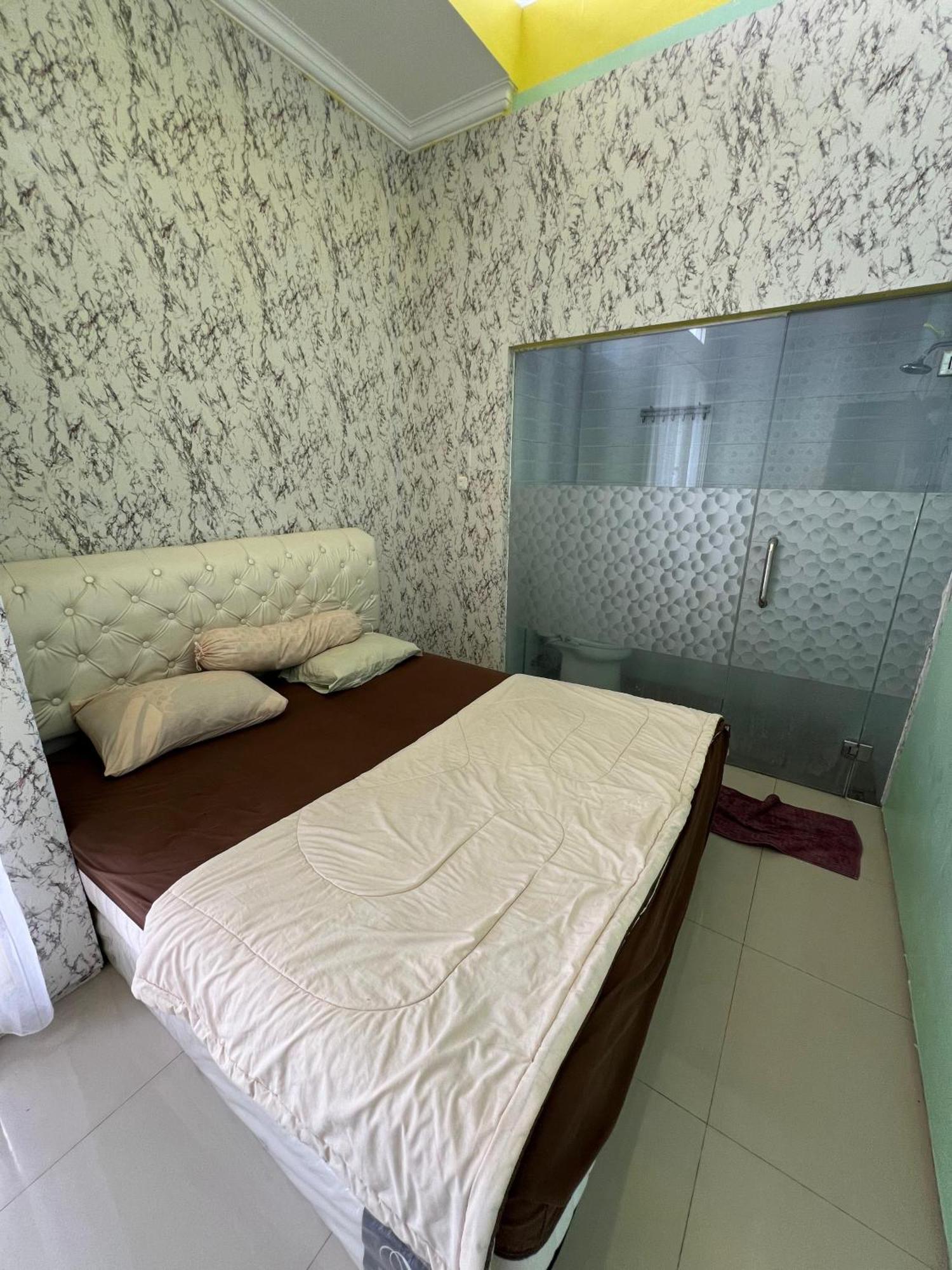 Casa Rani Batu Malang Villa 外观 照片